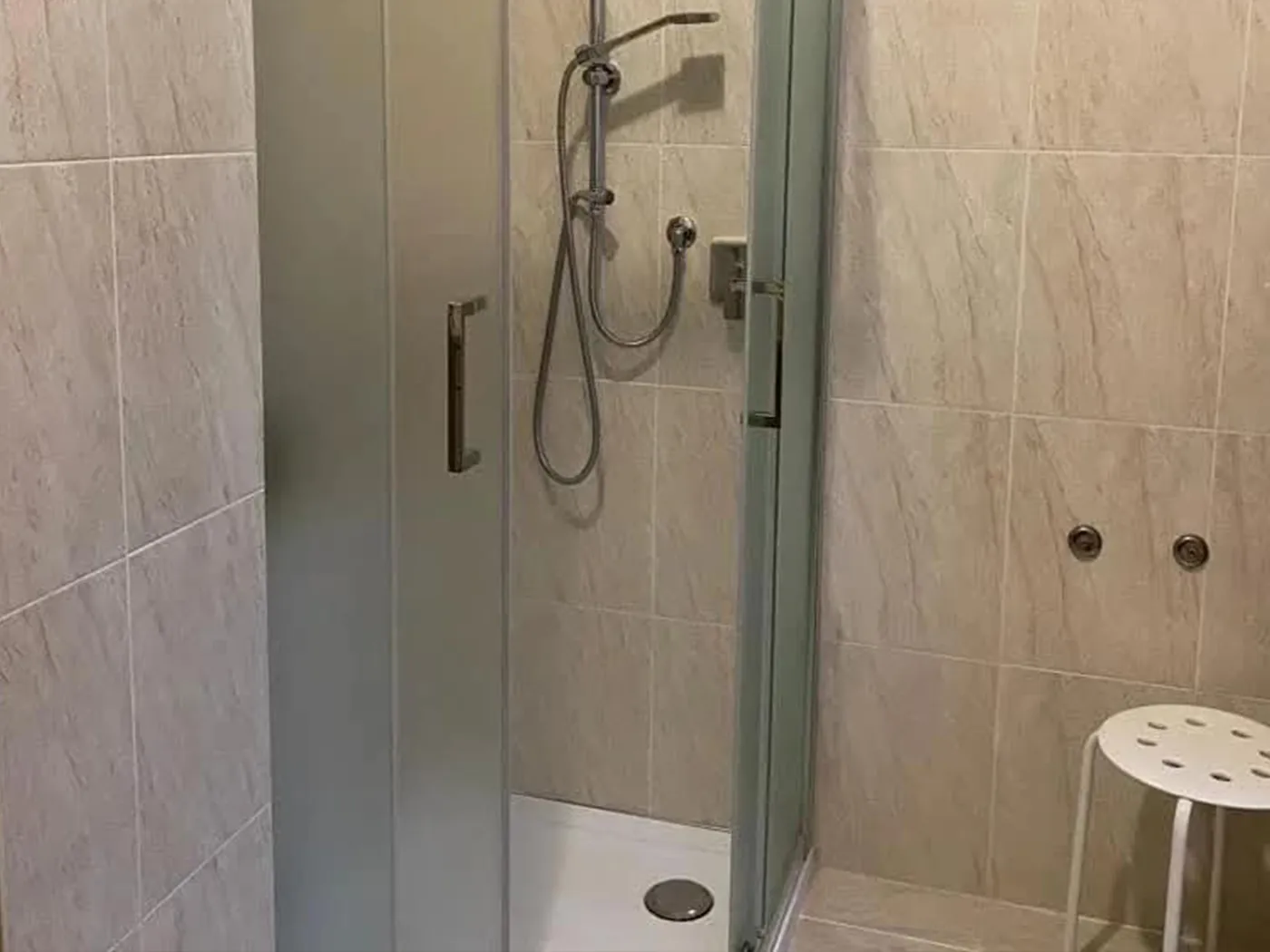 bagno-in-comune-due-camere